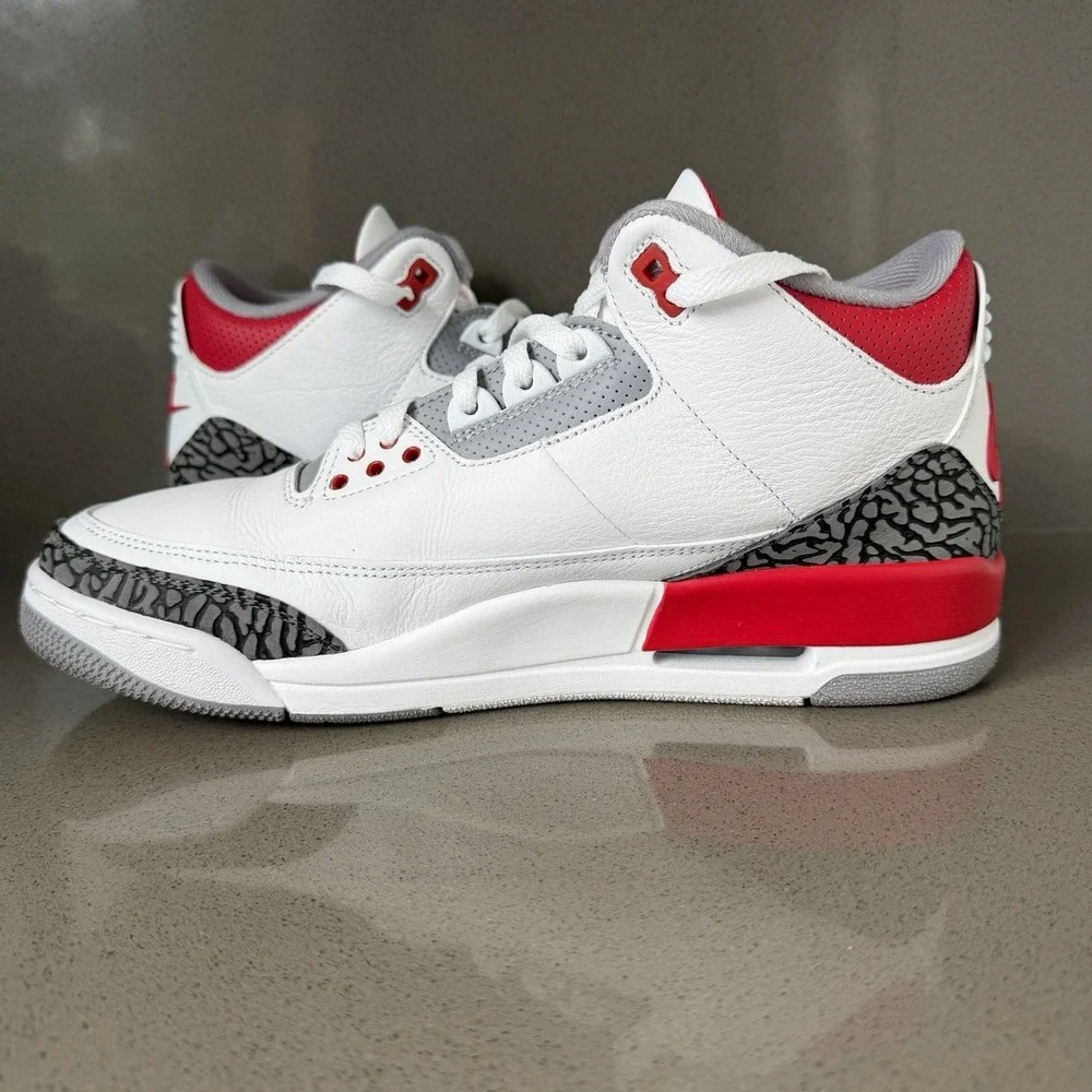 Nike Air Jordan 3 Retro Men's Size 11 Fire Red 2022 DN3707-160